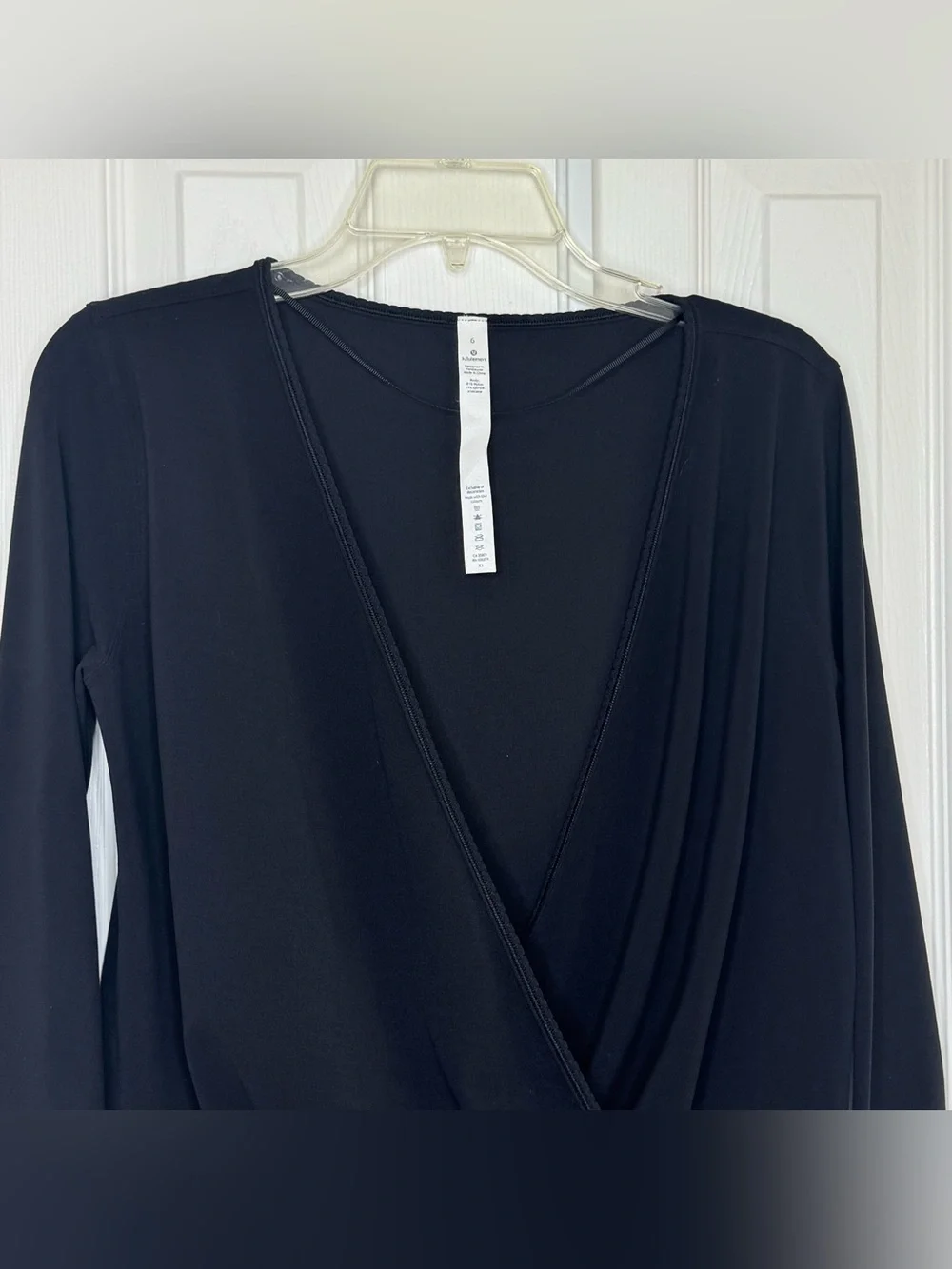 Lululemon Full Freedom Wrap Long Sleeve Yoga Wrap Shirt Top Black Size 6